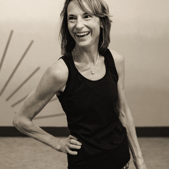 Meet your Posher, Cheryl - Picture 1 of 1